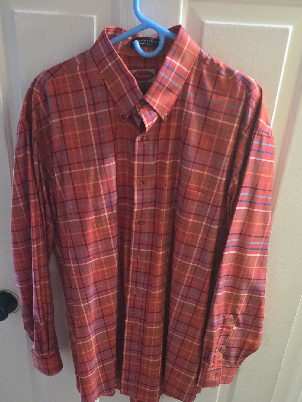 Men's Red Plaid Long-Sleeve Button-Down Shirt